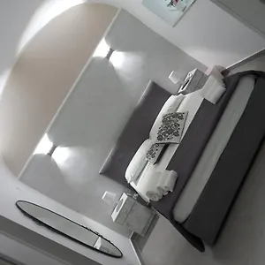 lilly-house-catania.sicilyhotelsitaly.net/
