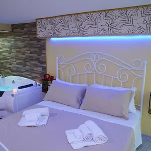 corte-manzoni-independent-suite.sicilyhotelsitaly.net/
