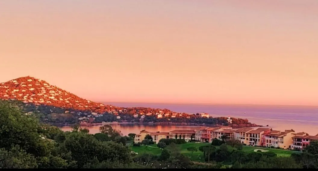 公寓 Vacances En Paradis Saint-Raphaël 法国